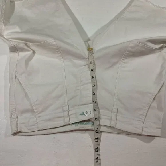 Y2K American Eagle Bermuda Shorts Womens 8 White Canvas Cut Off Button Fly - Picture 8 of 9